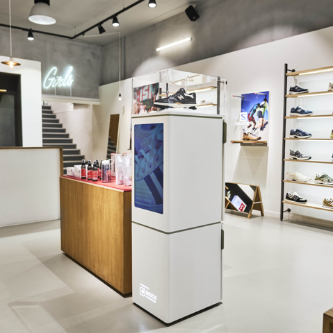 IMBOX Flagship in store